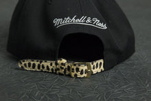 Oakland Raiders Cheetah Strapback