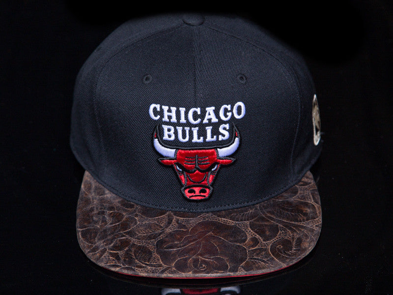 Chicago Bulls Rose Leather Strapback