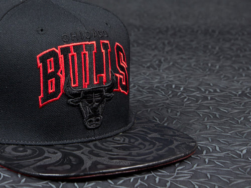 Chicago Bulls Rose Leather Strapback