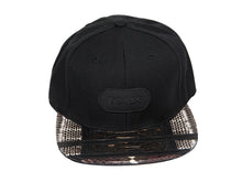 Doses UNIQUE Snakeskin Strapback